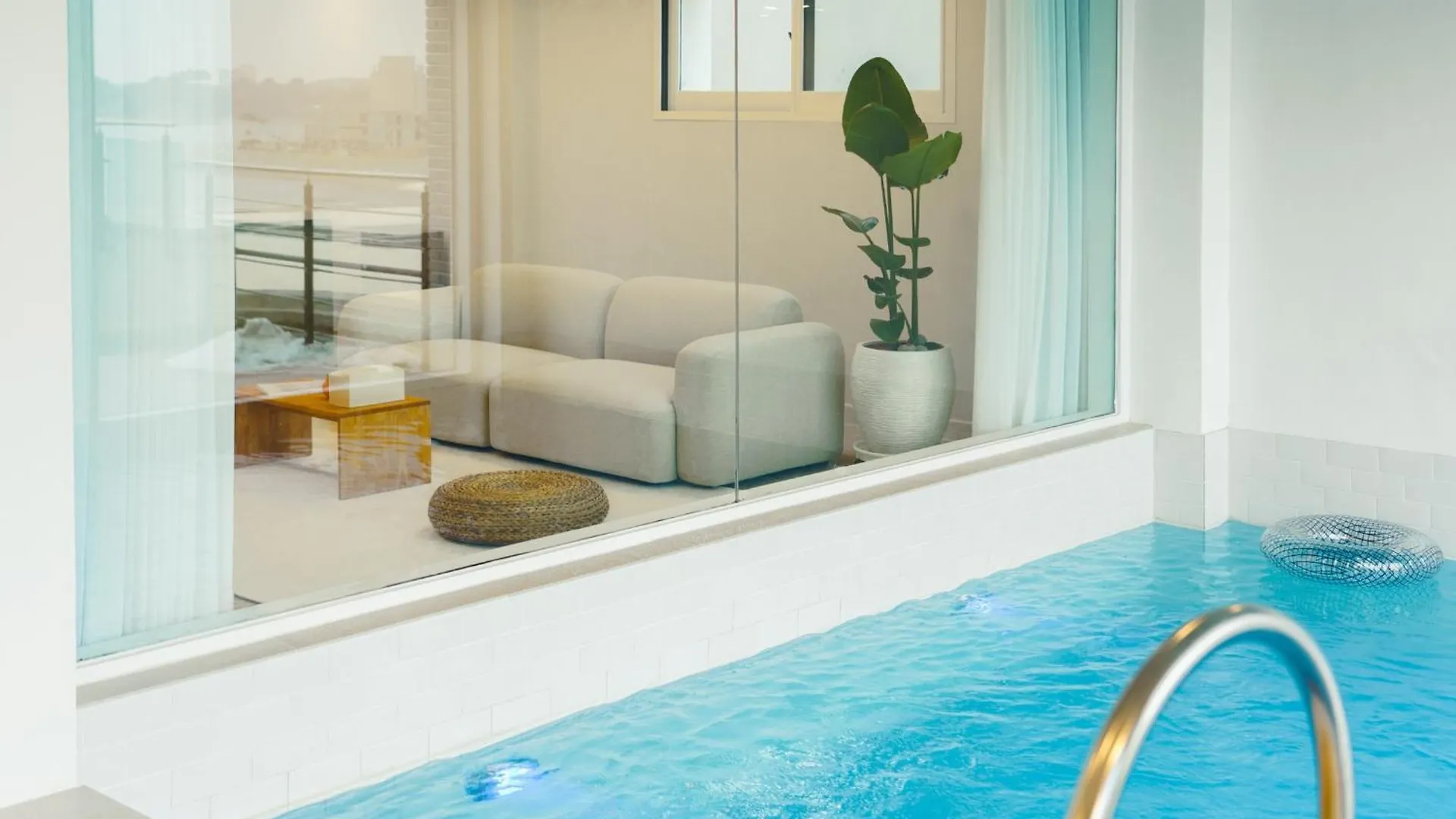 Yeongheungdo Hoho Yongdam Pool Villa Incheon 0*,  Korsel