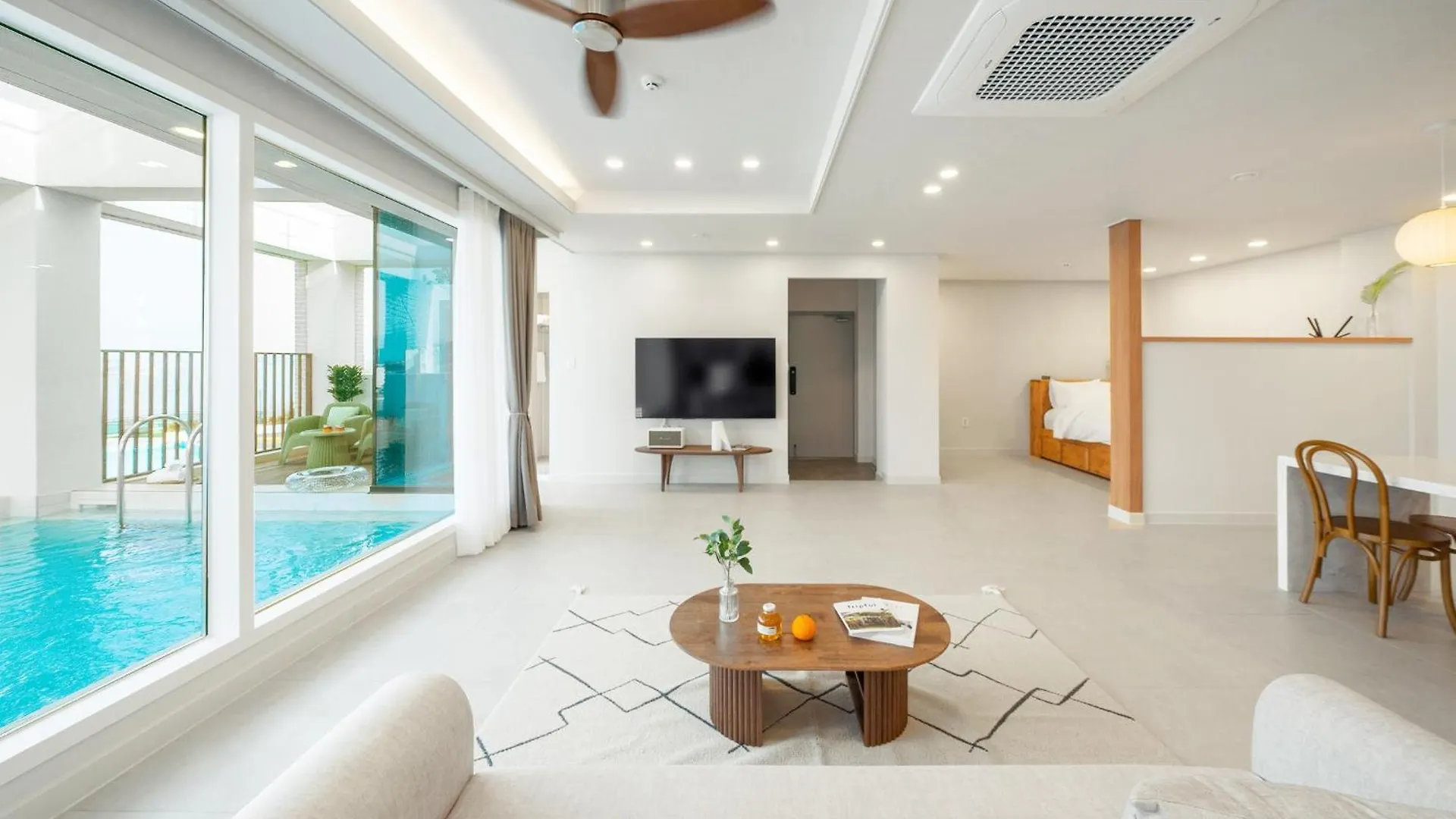 Yeongheungdo Hoho Yongdam Pool Villa Incheon 0*,  Korsel